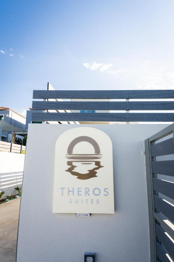 Theros Suites Dhiminio Eksteriør billede